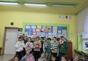 Bajkoludki z klasy 2 ze swoimi misiami