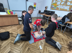 Spotkanie edukacyjne poświęcone pierwszej pomocy przedmedycznej