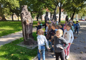 Klasa IIa i IIb na zamku w Łęczycy