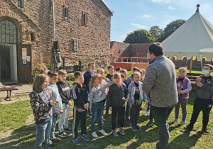 Klasa IIa i IIb na zamku w Łęczycy