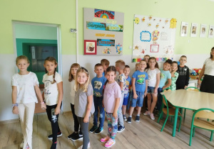 Uczniowie klasy I B zwiedzają świetlicę