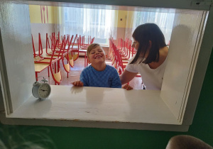 Uczniowie klasy I B zwiedzają jadalnię