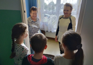 Życzenia dla pracowników szkoły