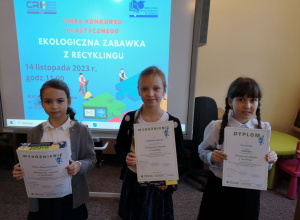 Finalistki Wojewódzkiego Konkursu Plastycznego