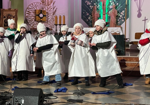 Soliści zespołu PIANO podczas koncertu w kościele