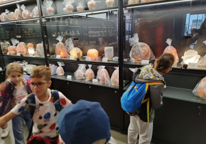Klasa IIa i II b podczas wycieczki