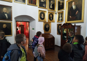 Klasa IIa i II b podczas wycieczki