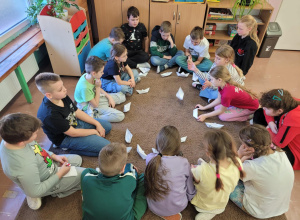 Zakończenie projektu edukacyjnego: "Zdrowo jem, więcej wiem" w III c