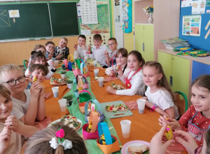 Wielkanocne śniadanie u Calineczki