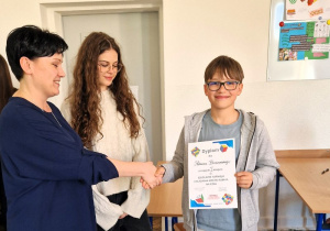 Dyplomy dla zwycięzców