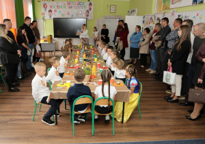 Bajkowy poczęstunek w klasie