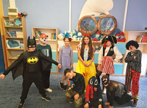 Dzień Postaci z Bajek u Smerfów