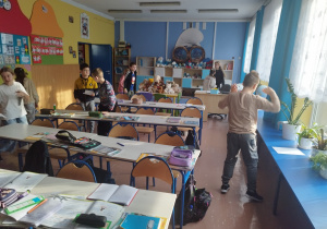 Smerfy z klasy 3b podczas Dnia Tabliczki Mnożenia