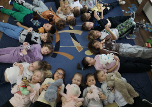 Bajkoludki z klasy 1 ze swoimi misiami