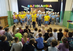 Solenizanci podczas występu