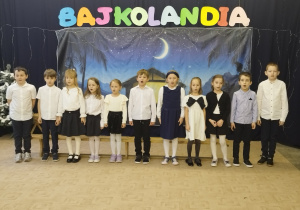 Występ uczniów klasy 1