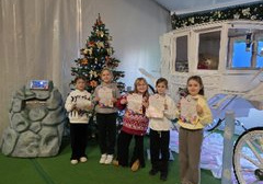 Uczniowie klas 2 podczas wycieczki