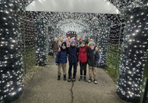 Uczniowie klas 2 podczas wycieczki