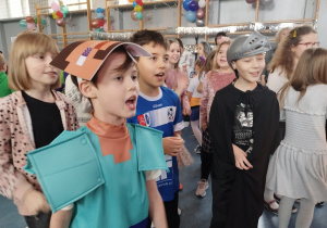 Bajkoludki podczas zabawy