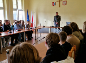Wizyta ósmoklasistów w Urzędzie Miasta Ozorków