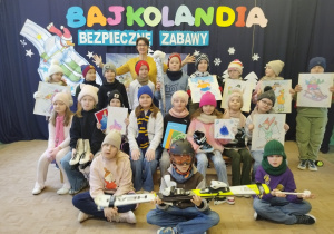 Pamiątkowe zdjęcie klasy drugiej