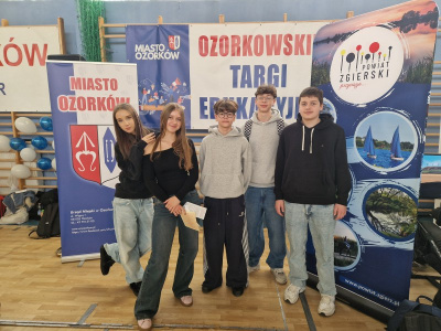 Wizyta uczniów klas ósmych w Liceum Ogólnokształcącym im. S. Żeromskiego w Ozorkowie oraz udział w Targach Edukacyjnych