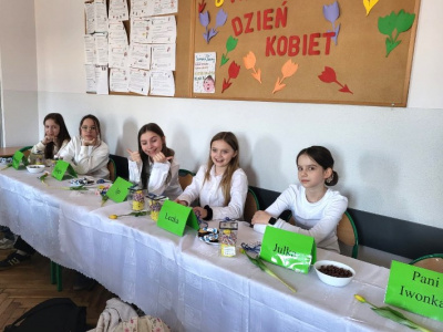 Dzień Kobiet w 5a