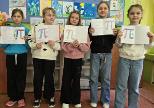 Klasa druga podczas lekcji pokazowej z matematyki