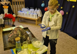 Pokaz eksperymentów chemicznych