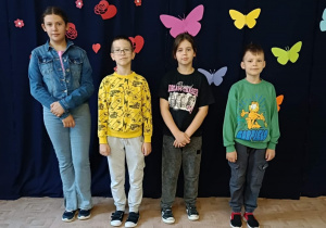 Uczniowie klas trzecich, którzy uzyskali najwyższe wyniki w szkole.