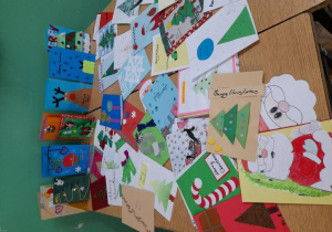 Kartki świąteczne przygotowane przez uczniów naszej szkoły