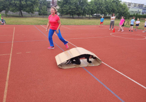 Bajkoludki uczestniczą w zawodach sportowych