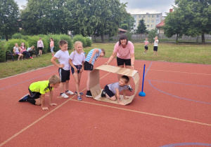 Bajkoludki uczestniczą w zawodach sportowych