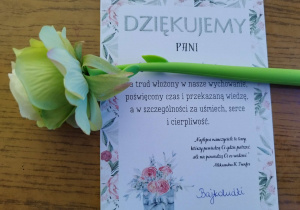 Życzenia dla pracowników szkoły