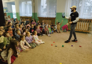 Lekcja z eksperymentami w Bajkolandii