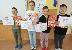 laureaci konkursu układania wyrazów