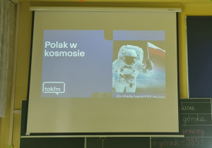 Ekran przed transmisją lotu